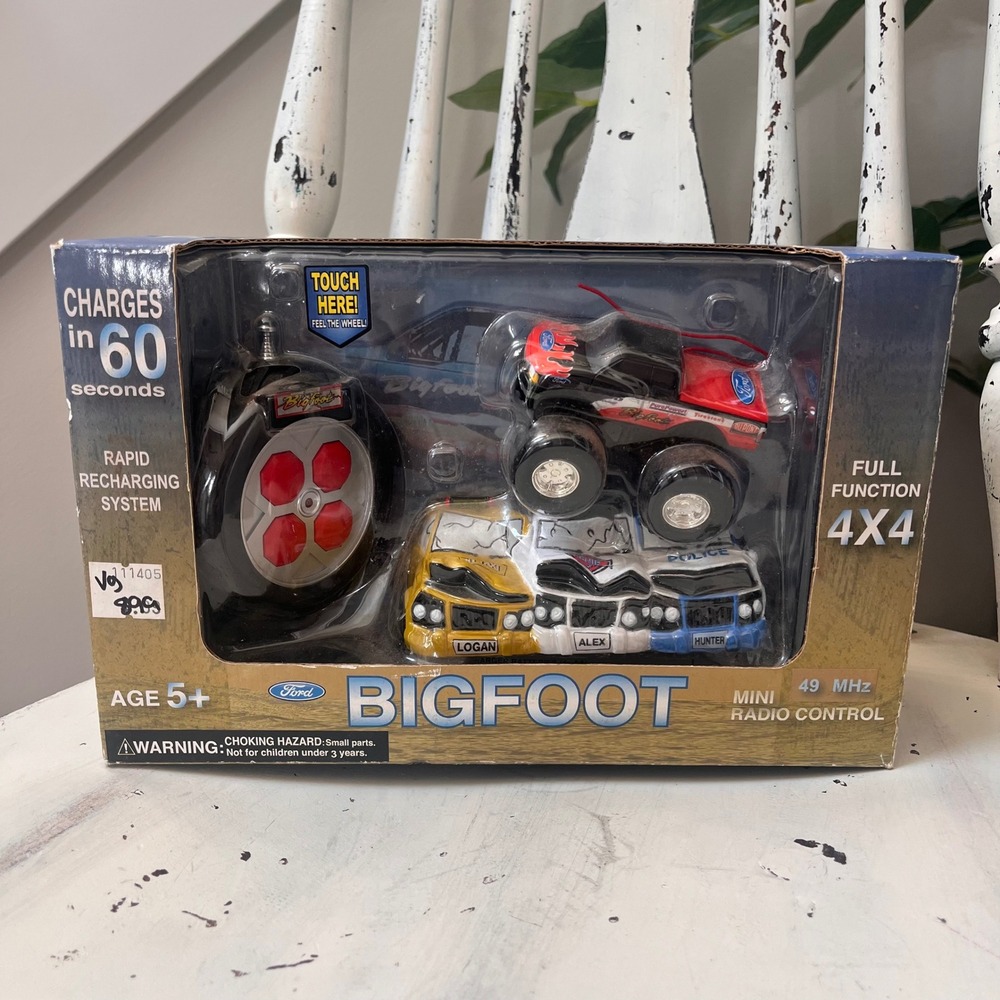 2003 Bigfoot Ford RC Monster Truck 49MHz Planet Toys Sealed NIB Item 3270
